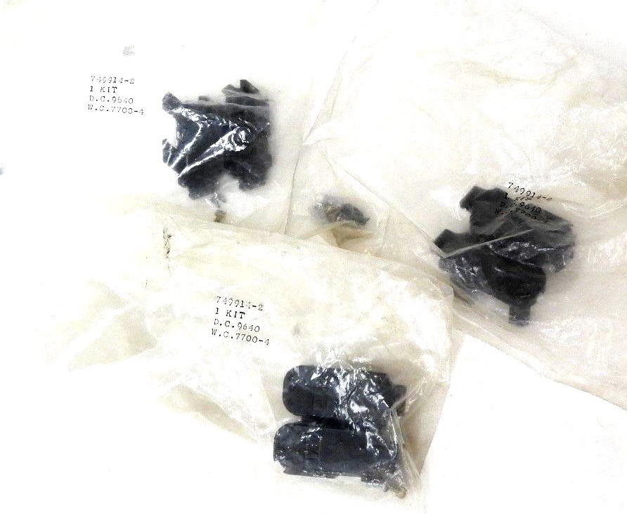 LOT OF 4 NEW AMP 749914-2 CONNECTOR KITS 7499142