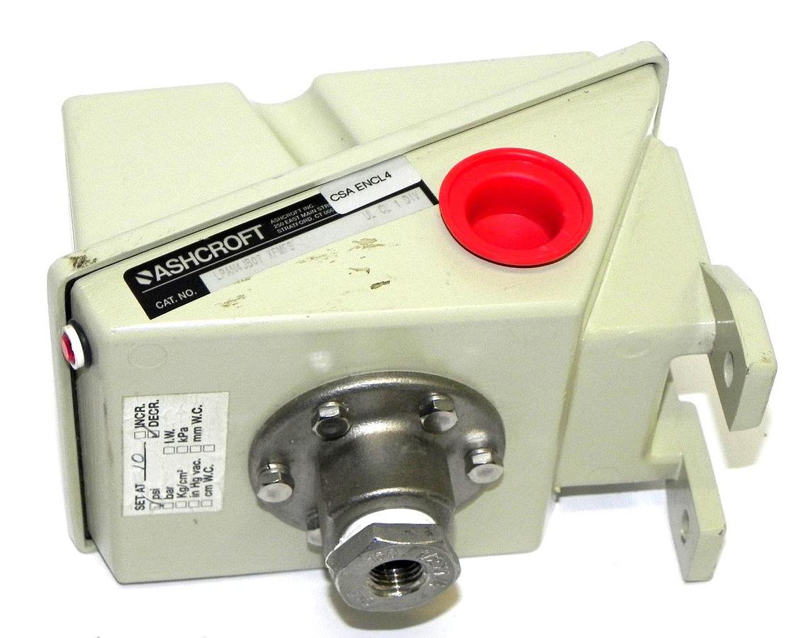 Used NEW ASHCROFT LPAN4HB07 XFMFS PRESSURE SWITCH LPAN4HB07XFMFS