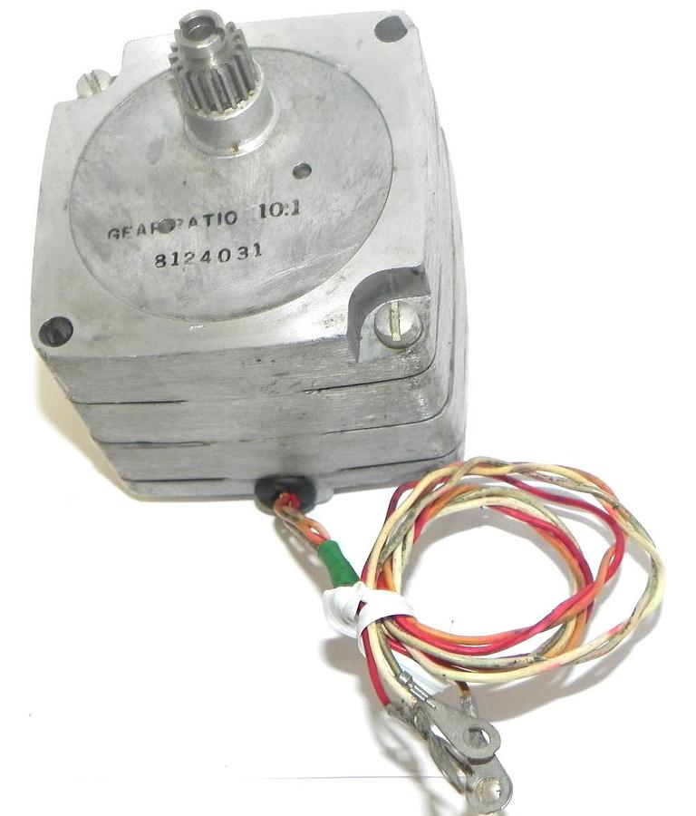 Used HONEYWELL 365754-6 SERVO MOTOR 3657546, 120V 60CPS 11.5W GEAR RATIO 10:1