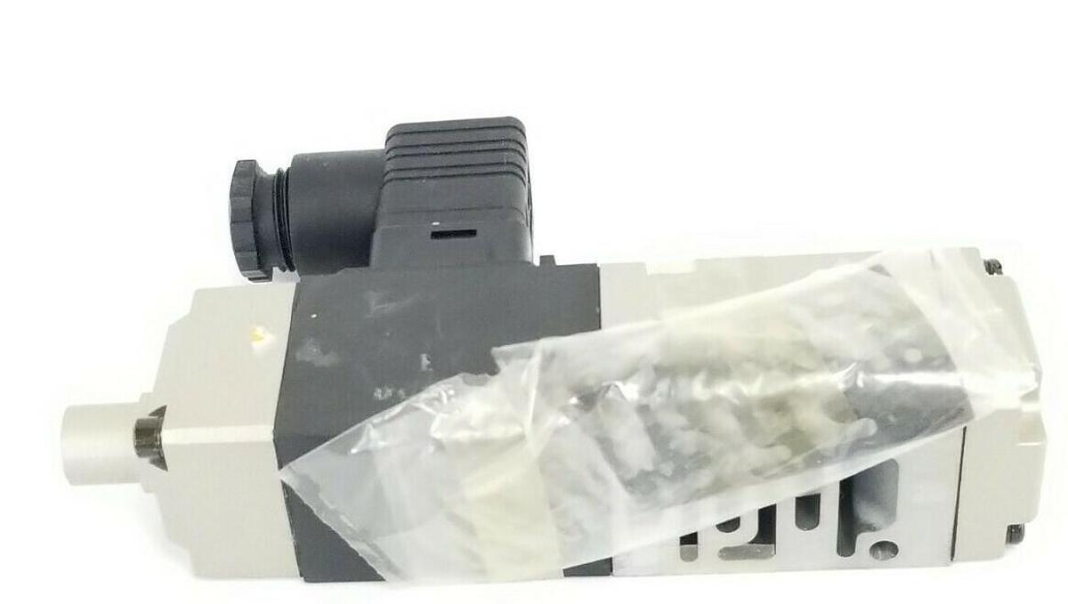 Used NEW SMC SOLENOID VALVE (UNKNOWN PART NUMBER)