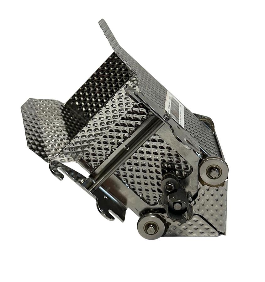 Used TRIANGLE 05-B-10-A1 / A57110 / 105017401 OEM ASY BUCKET ACUM 4'' PACKAGING NSNP