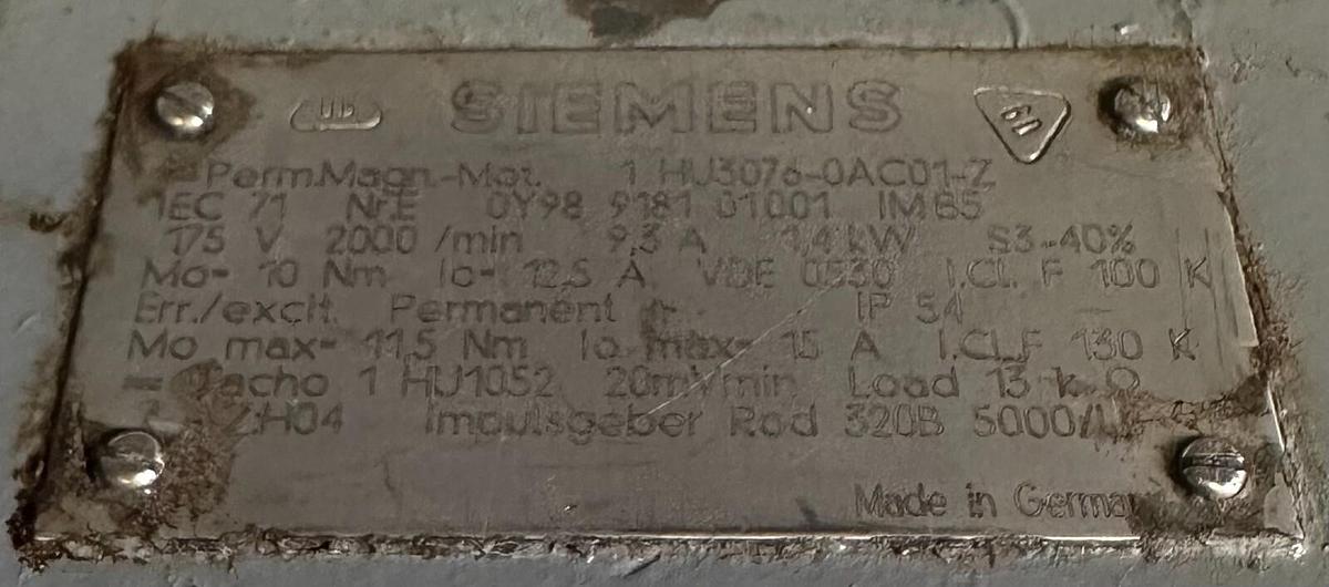 Used SIEMENS 1HU3076-0AC01-Z / 1HU30760AC01Z SERVO MOTOR 1.4kW 10Nm 9.3A