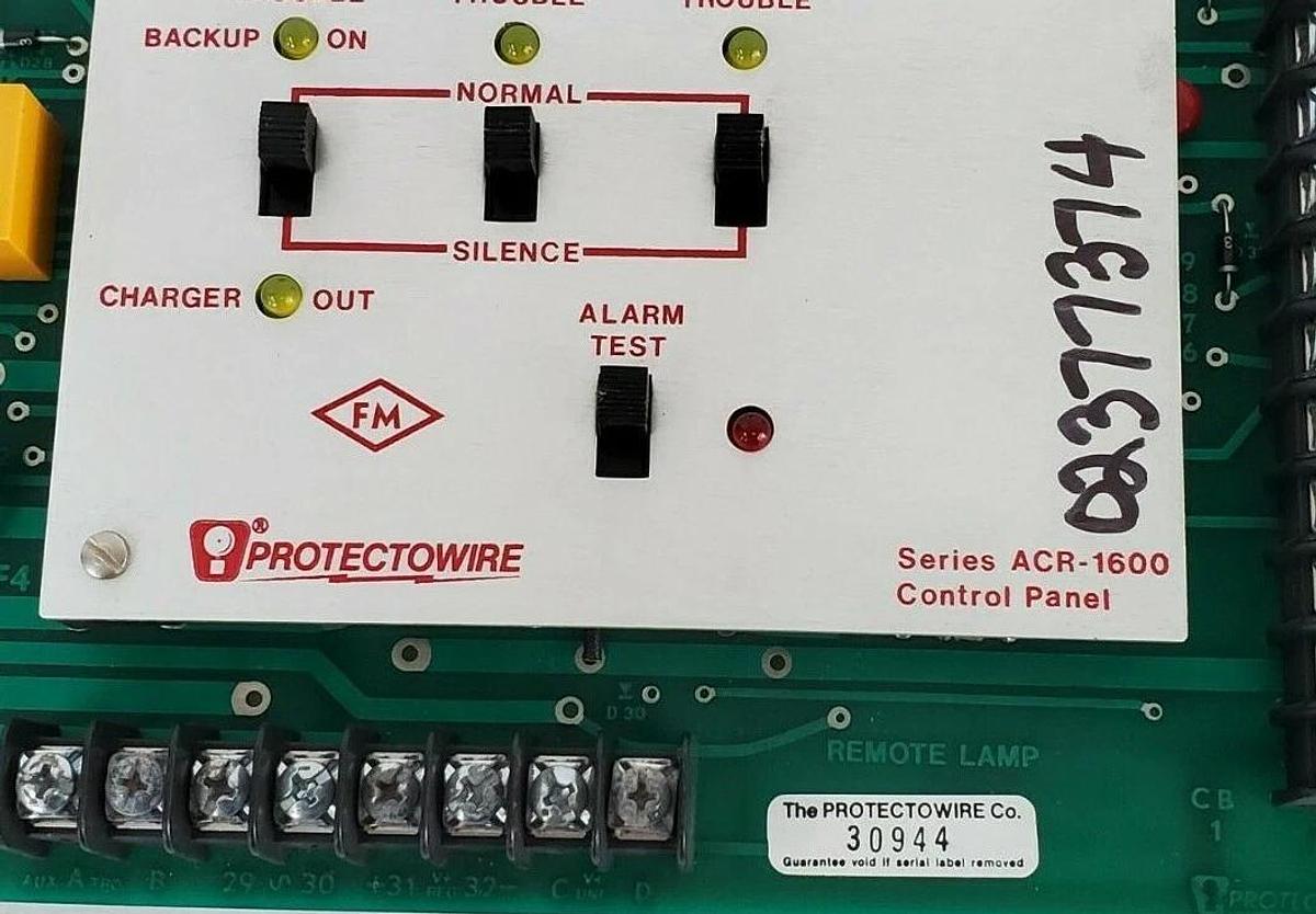 Used PROTECTOWIRE CP-1041-M-HD SERIES ACR-1600 CONTROL PANEL PC-1041