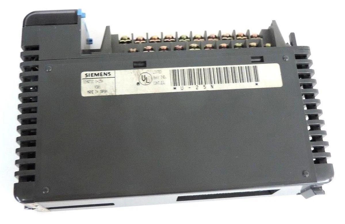 Used SIEMENS U-25N INPUT MODULE 16 POINT 100-120V MISSING FRONT COVER, U25N