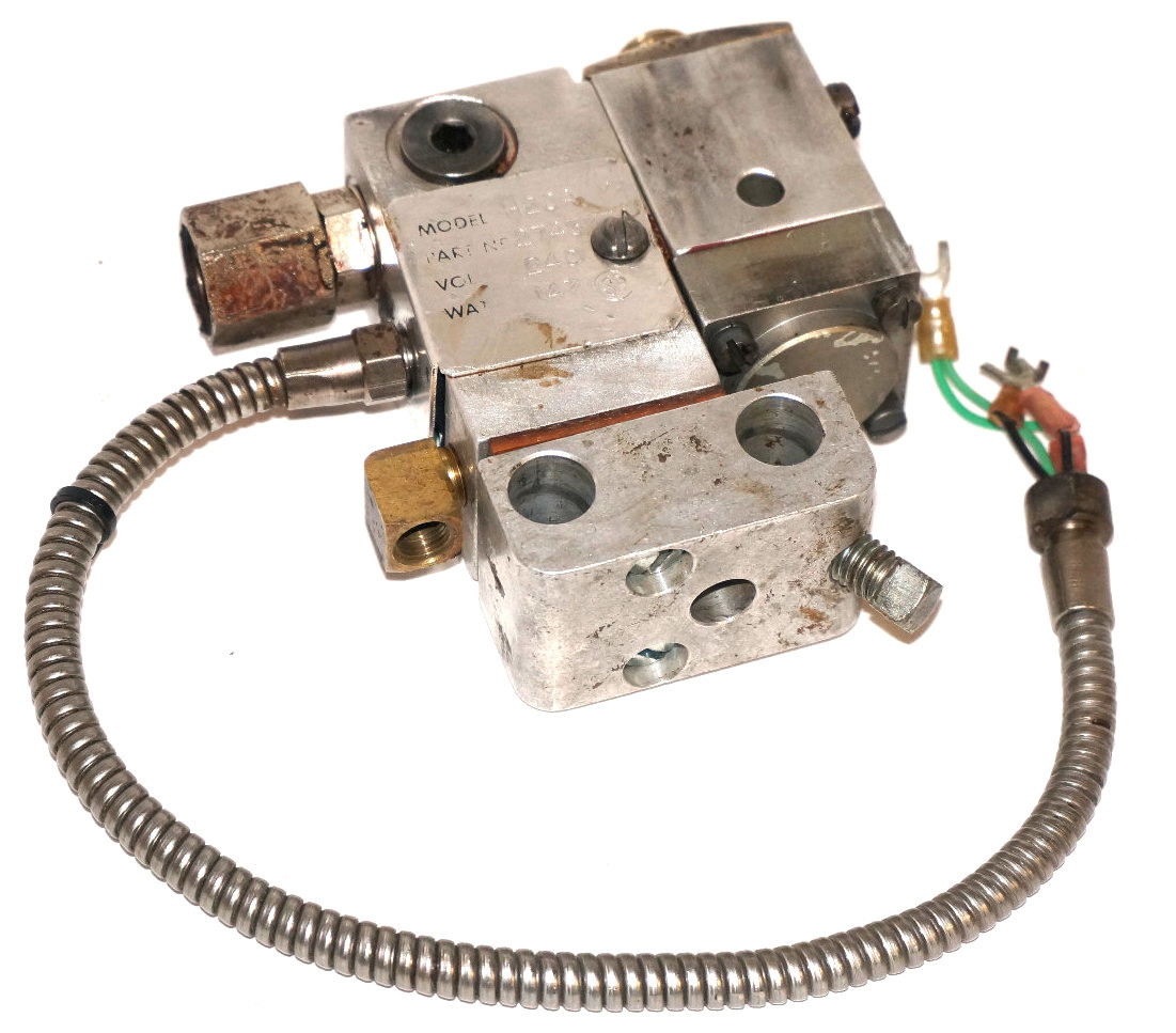Used NORDSON 274373A HEAD MODEL: H20A 240V 147W