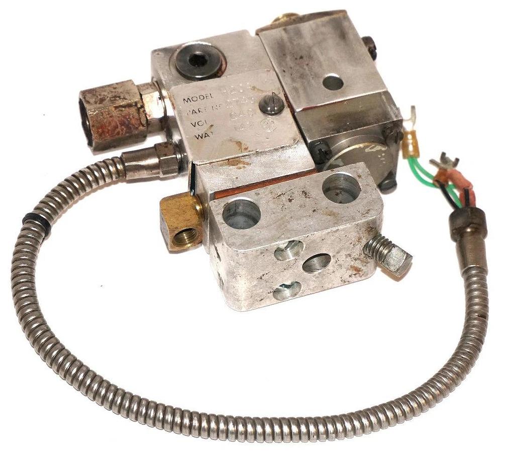 Used NORDSON 274373A HEAD MODEL: H20A 240V 147W