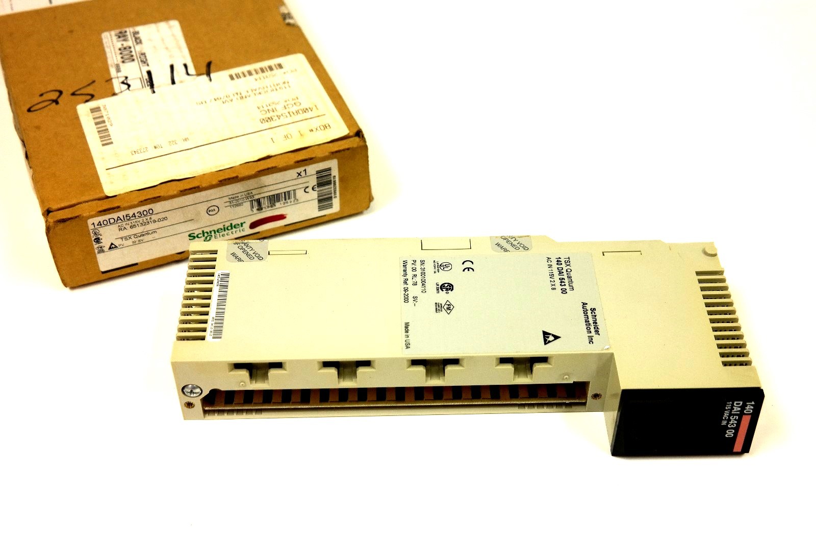 Used SCHNEIDER ELECTRIC 140DAI54300 TSX QUANTUM AC IN 115V 2 X 9 MODULE 140-DAI-543-0