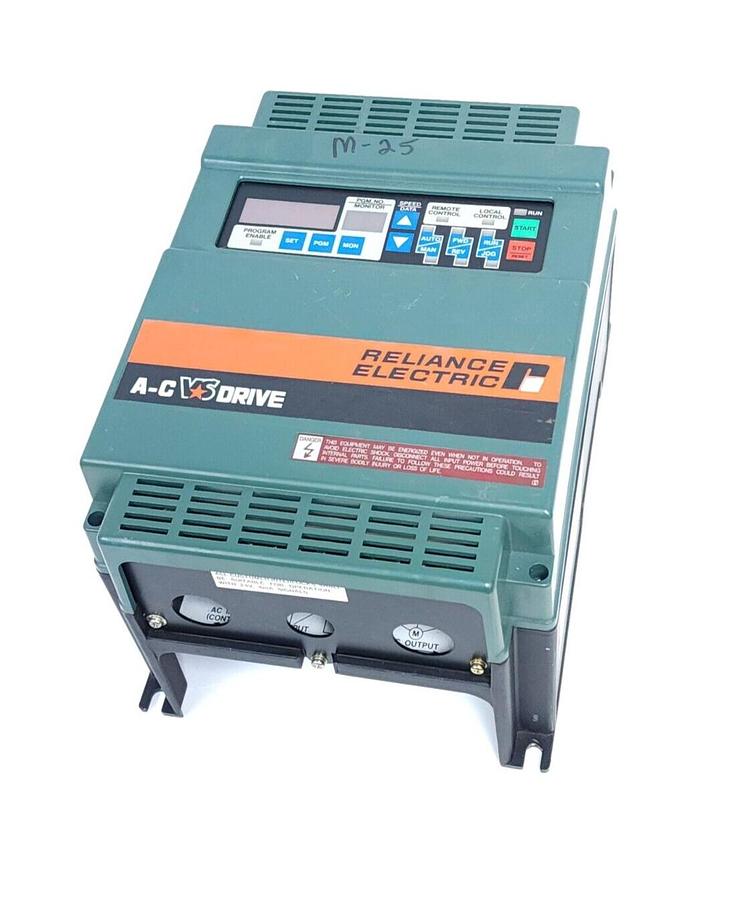 Used RELIANCE ELECTRIC 2GU21002 AC VS DRIVE GP-2000 2.9kVA 2HP I/M D2-3166