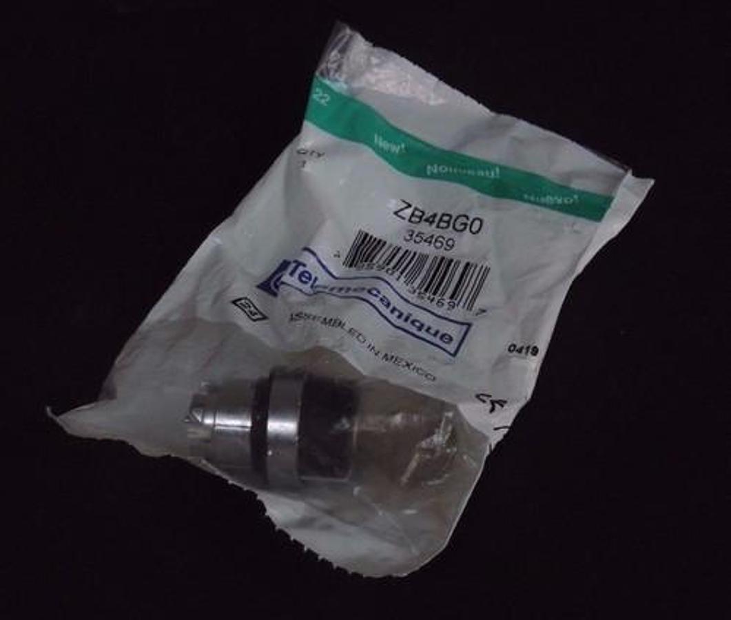NIB TELEMECANIQUE ZB4BG0 KEY SELECTOR SWITCH 35459 3-POSITION