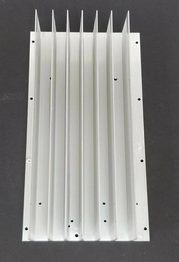 Used DANFOSS 175H0936 HEAT SINK FOR VLT3002 DRIVE 7-BAR