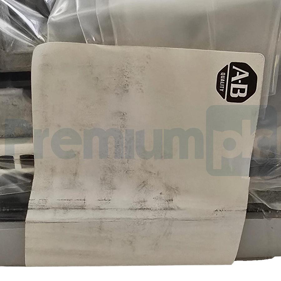 Allen-Bradley 2711P-T7C4D8 /A + RP8D PanelView Plus 6 700 Terminal 6.5" 24V NSMP 615284494737