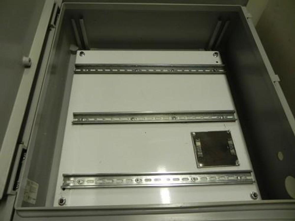 Used HOFFMAN UU606020 ENCLOSURE 24-1/2'' X 24'' X 9-1/2''
