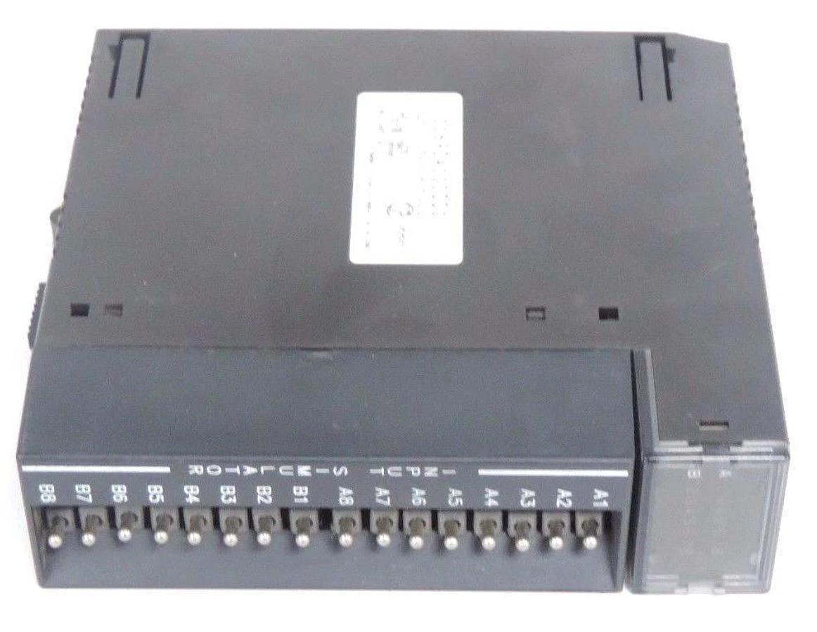 Used GE FANUC IC693ACC300C INPUT SIMULATOR MODULE