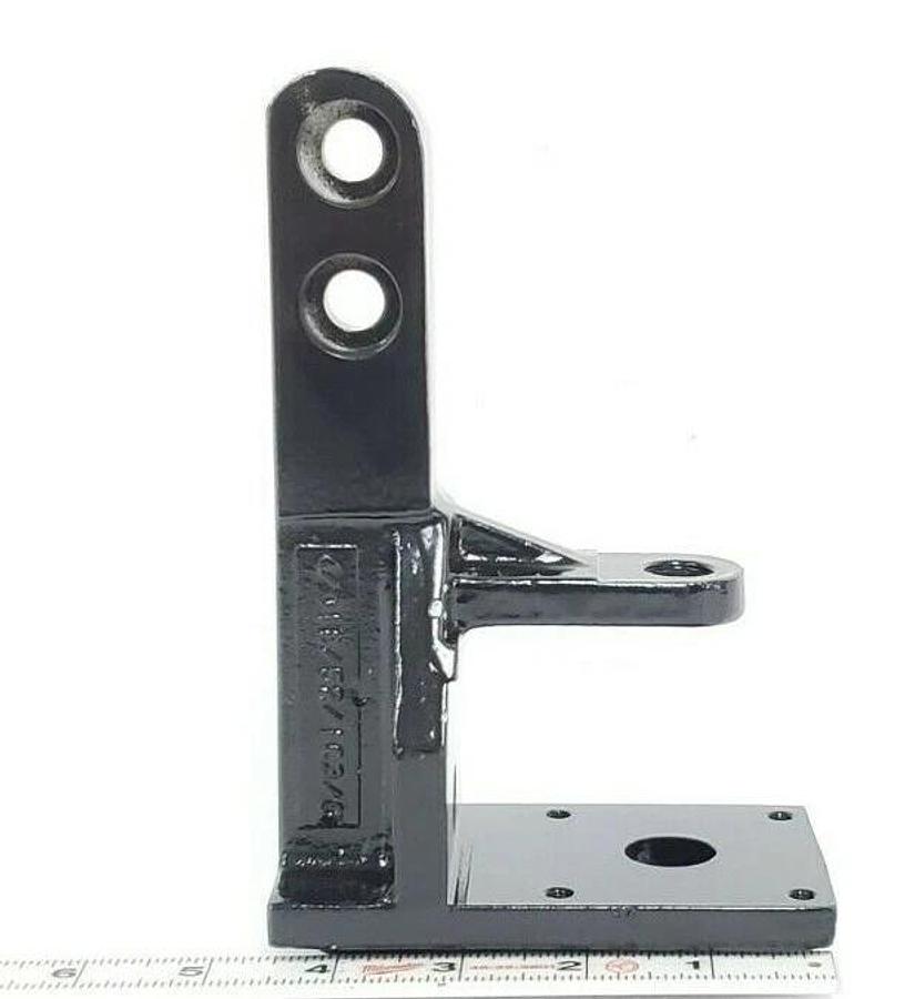 KRONES FESTO 1-018-52-163-0 PNEUMATIC CYLINDER MOUNTING BRACKET 4/018/52/163/0