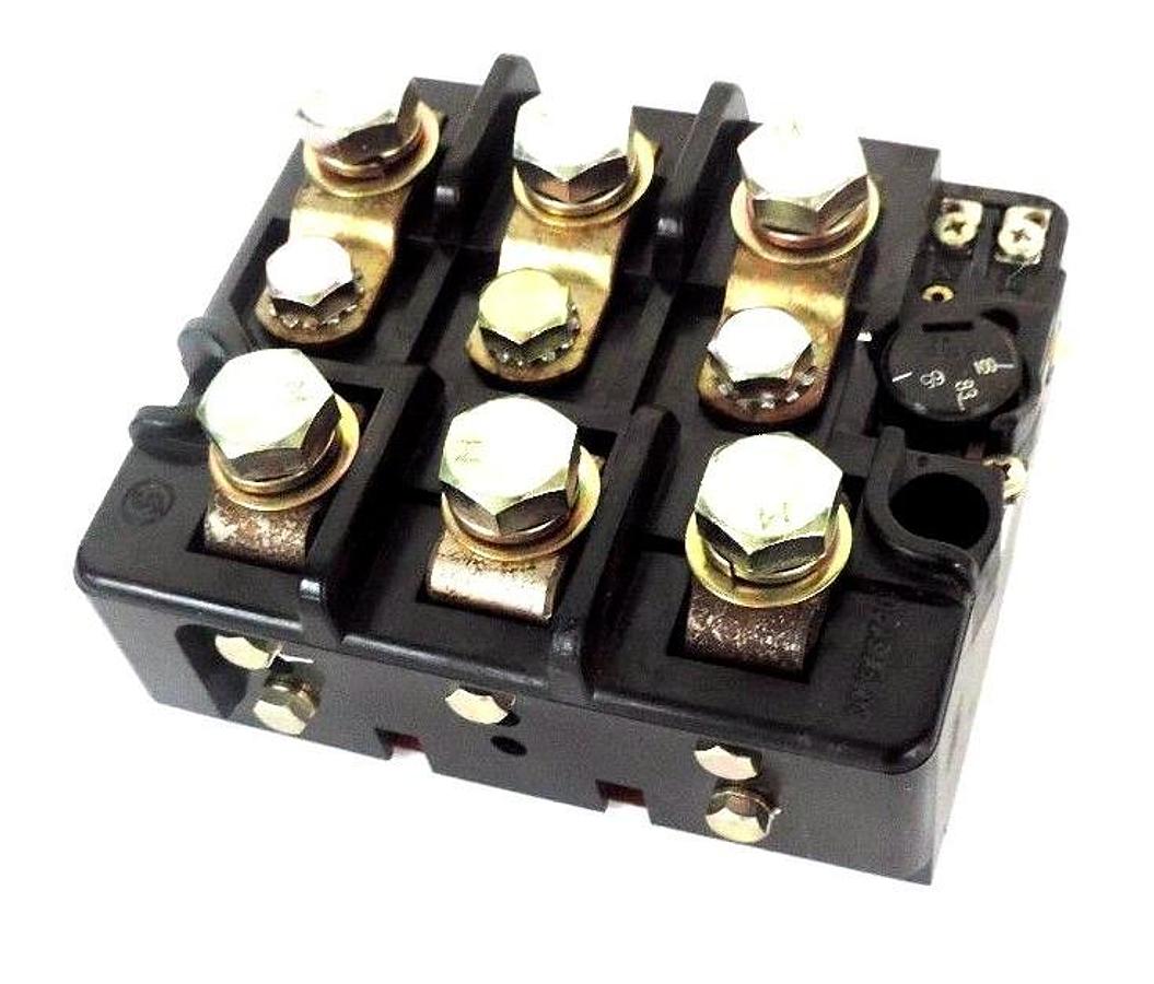 Used FUJI ELECTRIC RC3737-10 OVERLOAD RELAY RC373710 (DAMAGED)