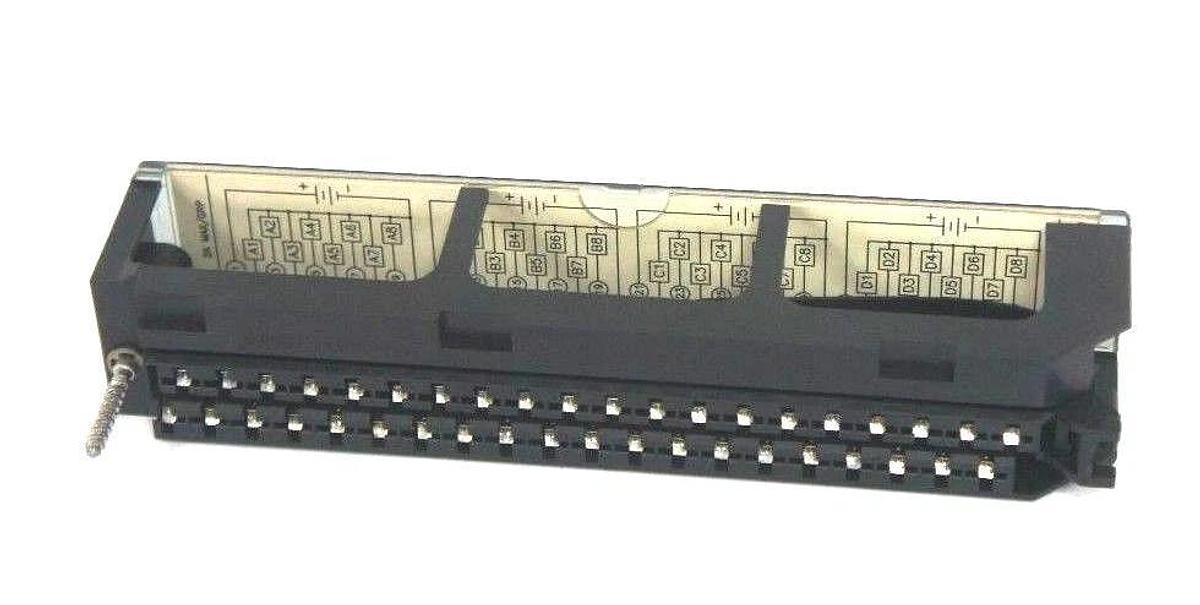 Used GE FANUC 44C715459-001R01 PLC CONNECTOR HOUSING ASSEMBLY