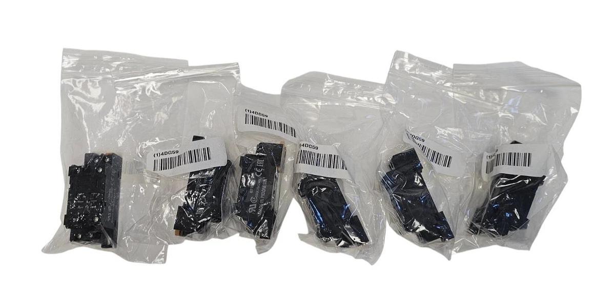 LOT OF 6 NEW OMRON PTF08A-E RELAY SOCKETS DIN RAIL MOUNT PTF08AE 15 AMP 8 BLADE