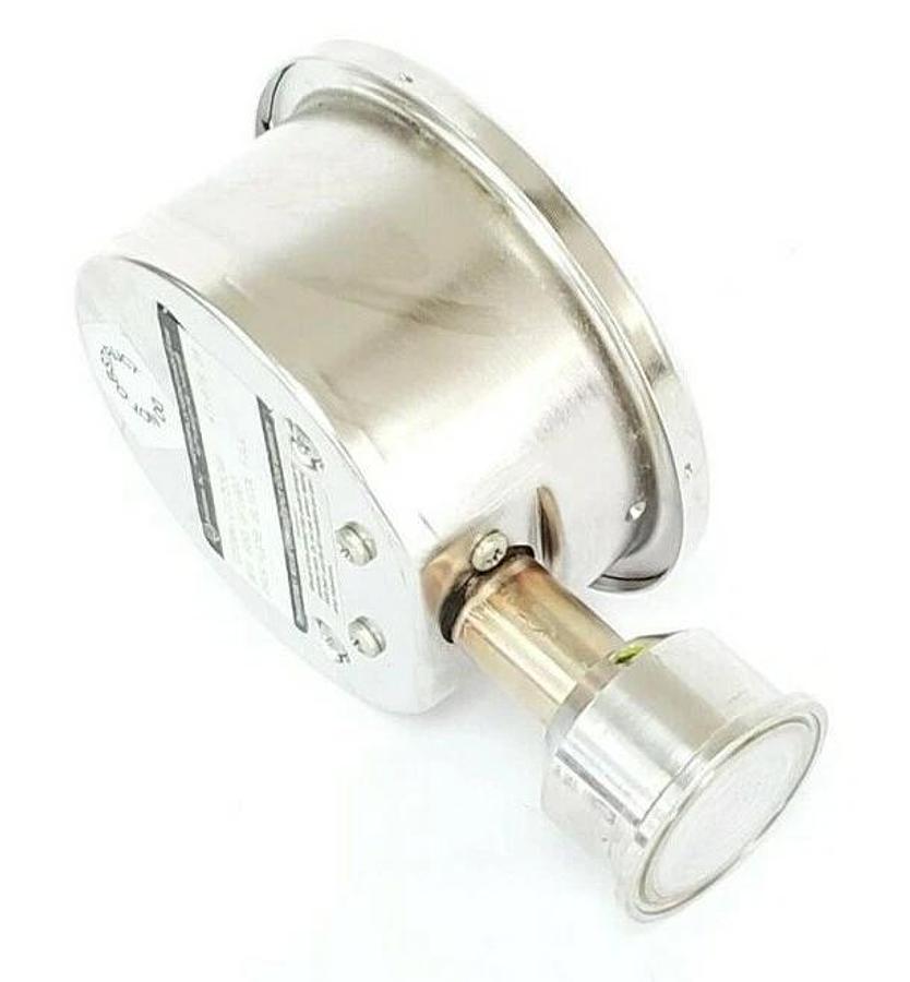 Used 3D INSTRUMENTS 25504-21U55CWG PRESSURE GAUGE, GFK SBD GP1007, 471078 39, 0-15PSI