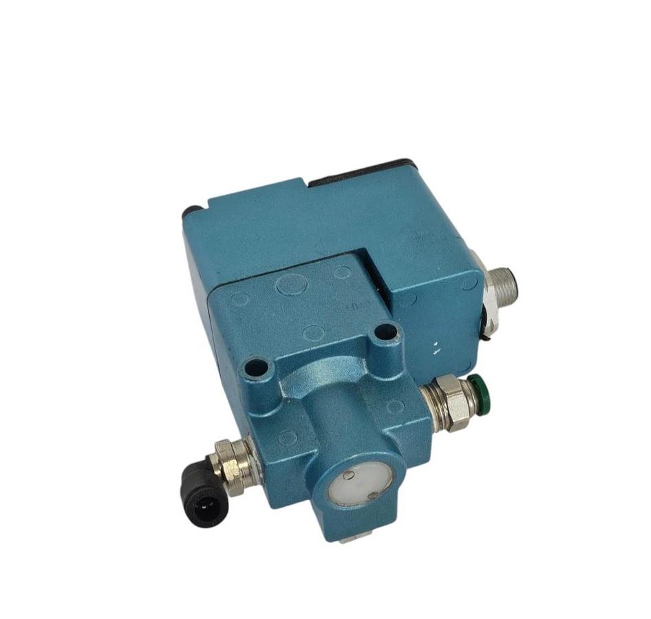 Used MAC 225B-509AAAG SOLENOID VALVE 225B509AAAG 24VDC 6.0 WATTS