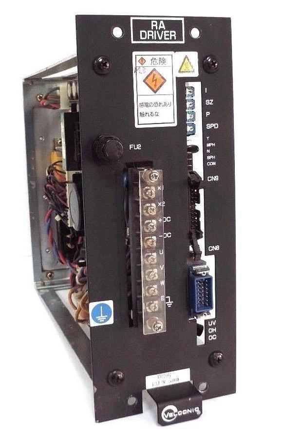 Used TOSHIBA RA DRIVER RAD12-2009S DRIVE 200/220VAC 50/60HZ MOTOR RA12M-500W