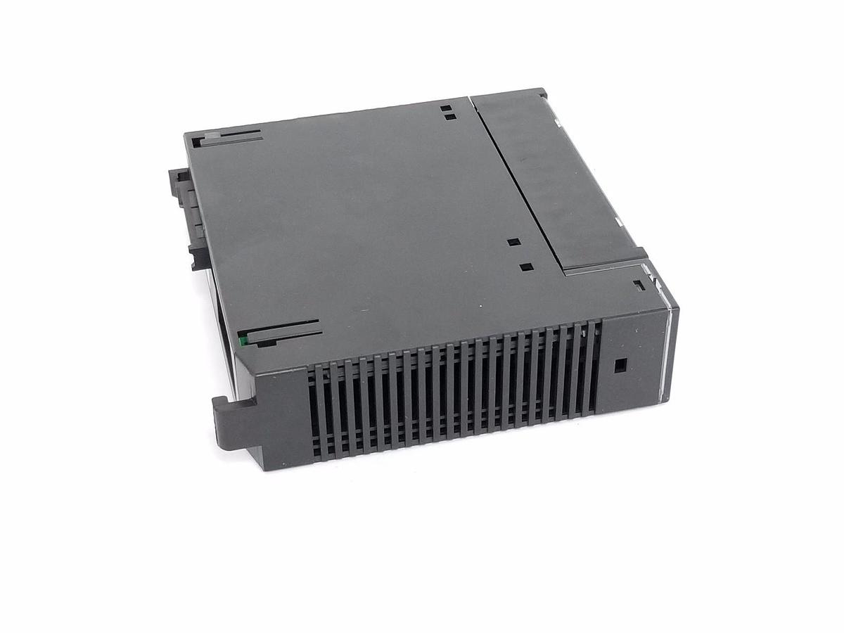Used GE FANUC IC693MDL646C INPUT MODULE 24VDC 16PT POS/NEG FAST