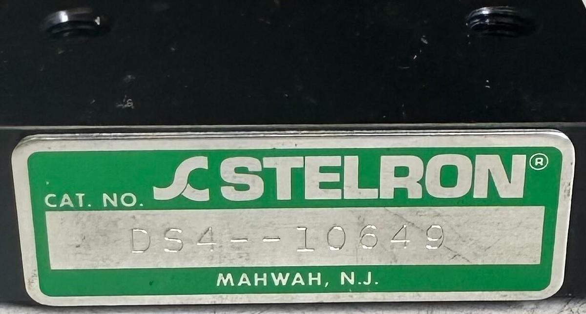 Used NEW STELRON DS4-10649 / DS410649 PNEUMATIC ANTI-FRICTION SLIDE ASSEMBLY