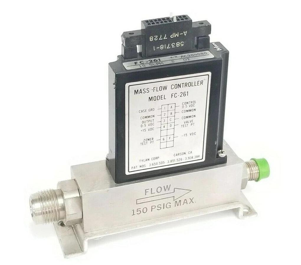 Used TYLAN CORP. FC-261-10SLPM-B-02 MASS FLOW CONTROLLER 150PSIG 583718-1 A-MP 7728
