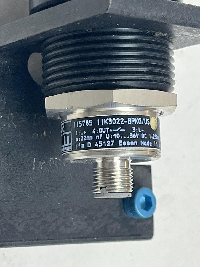 Used IFM IIK3022-BPKG/US Inductive Proximity Sensor Switch Ingersoll 1093-SW1-09 New