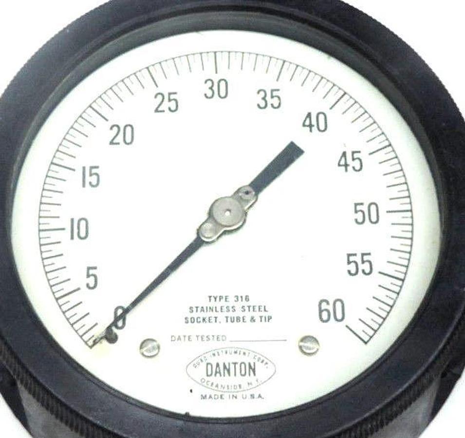 Used LOT OF 2 TYPE 316 STAINLESS SOCKET TUBE & TIP GAUGES (1) DANTON (1) WIKA 1-60PSI