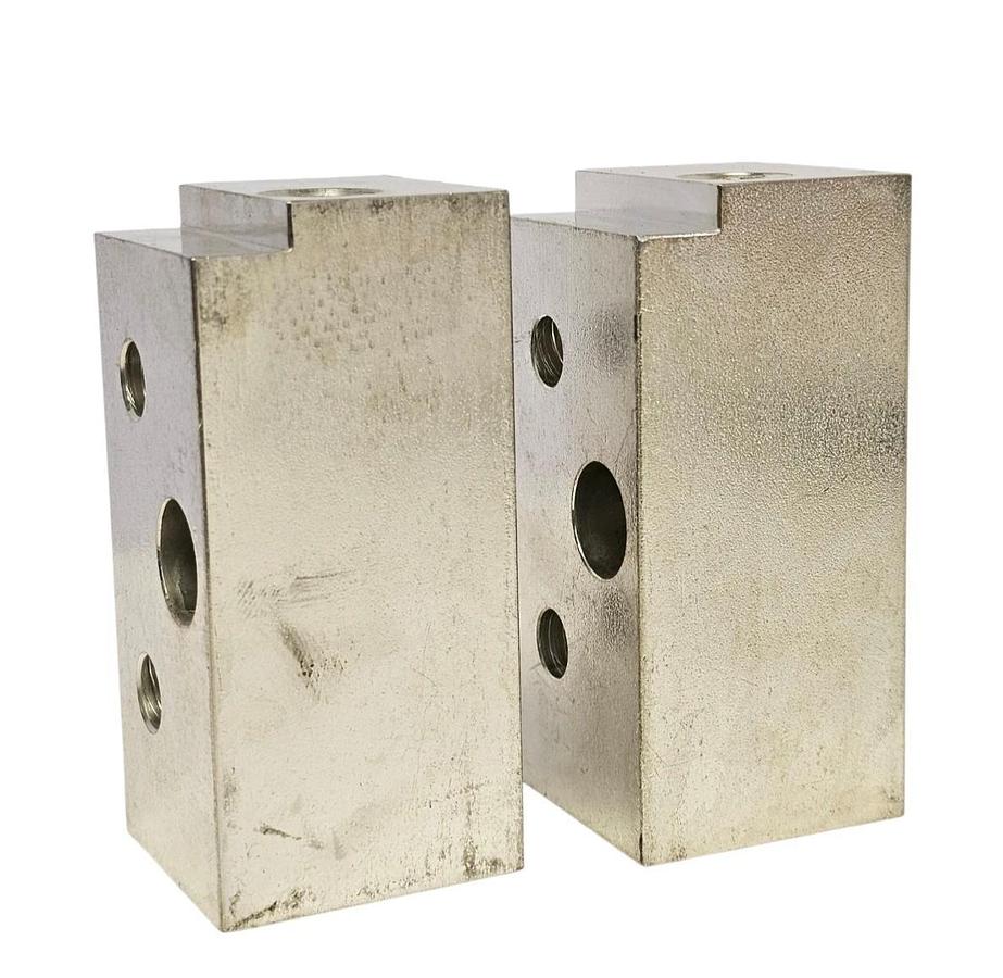 Used LOT OF 2 NEW TOMAHAWK 006195-B BLOCK-PIN GUIDES 006195B