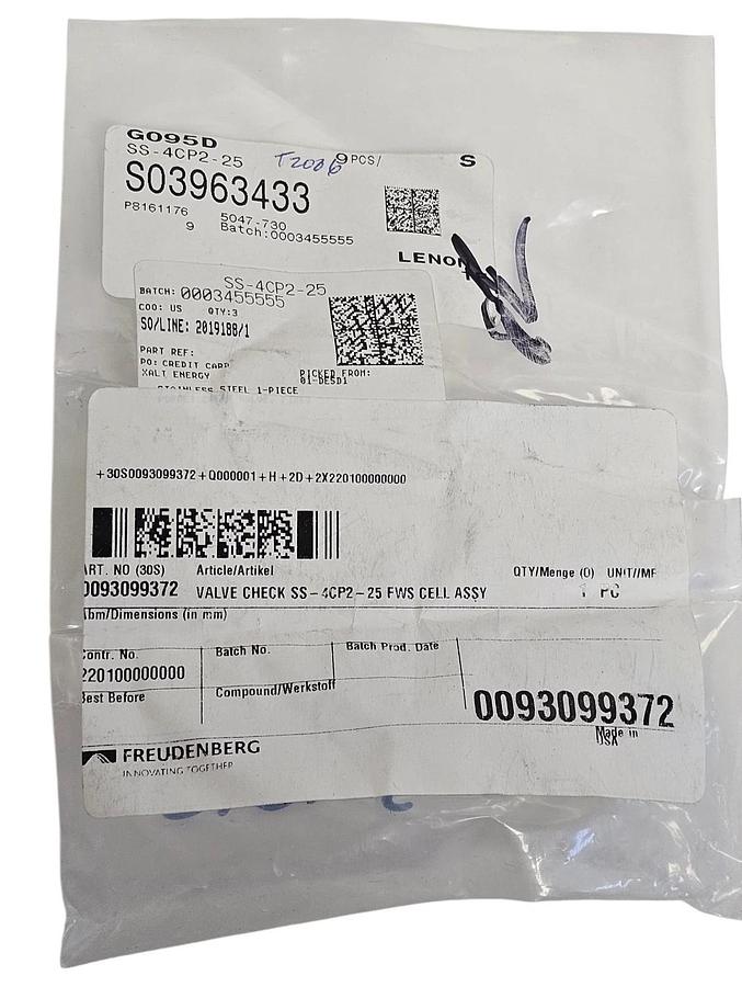 Used NEW SWAGELOK SS-4CP2-25 SS 1-PIECE POPPET CHECK VALVE SS4CP225 1/4 IN. MNPT