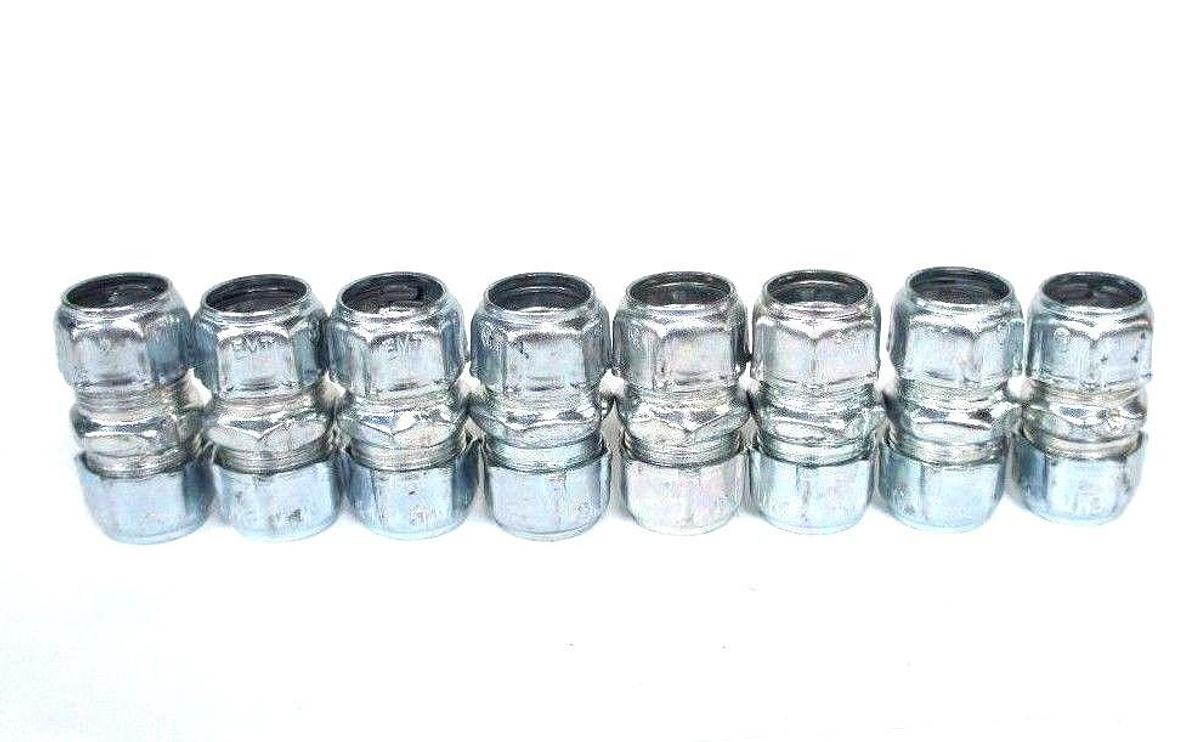 LOT OF 8 NEW THOMAS & BETTS 1/2" CONDUIT CABLE COUPLINGS