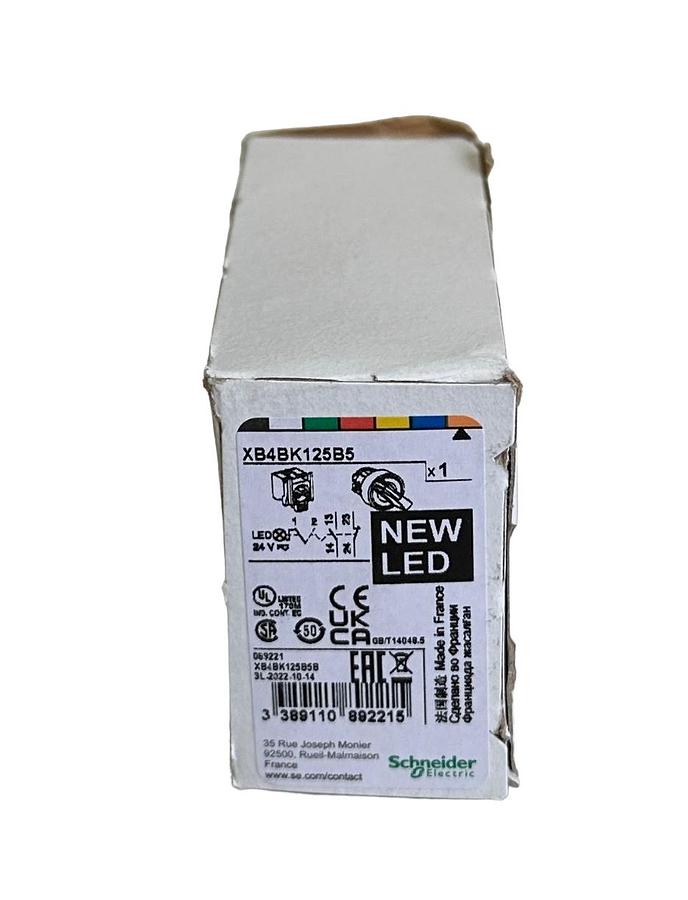 Used NEW SCHNEIDER ELECTRIC XB4BK125B5 SELECTOR SWITCH 22mm 2-POS, 1NO+1NC, 24V AC/DC