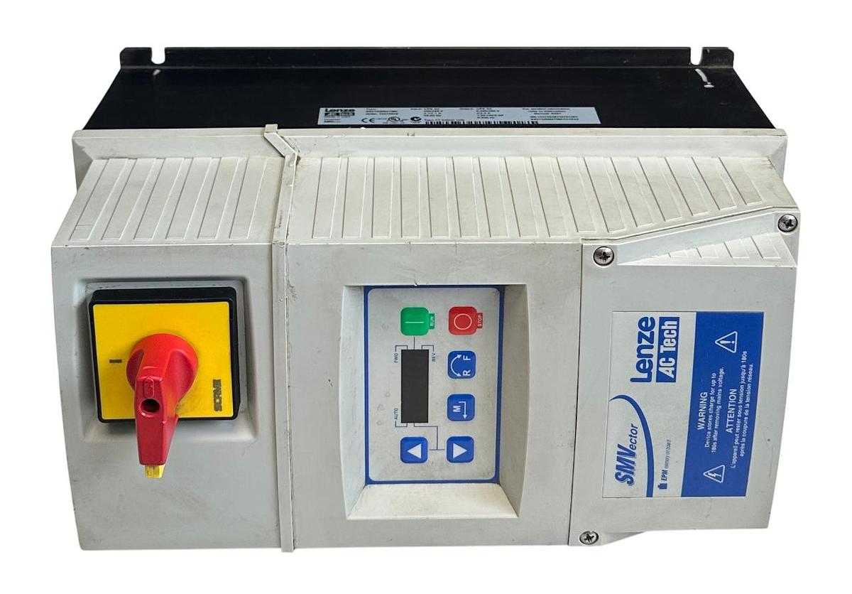 Used LENZE AC TECH ESV152N04TMC / 13374838 SMVector DRIVE 1.5kW/2HP 3PH 400-480V USNP