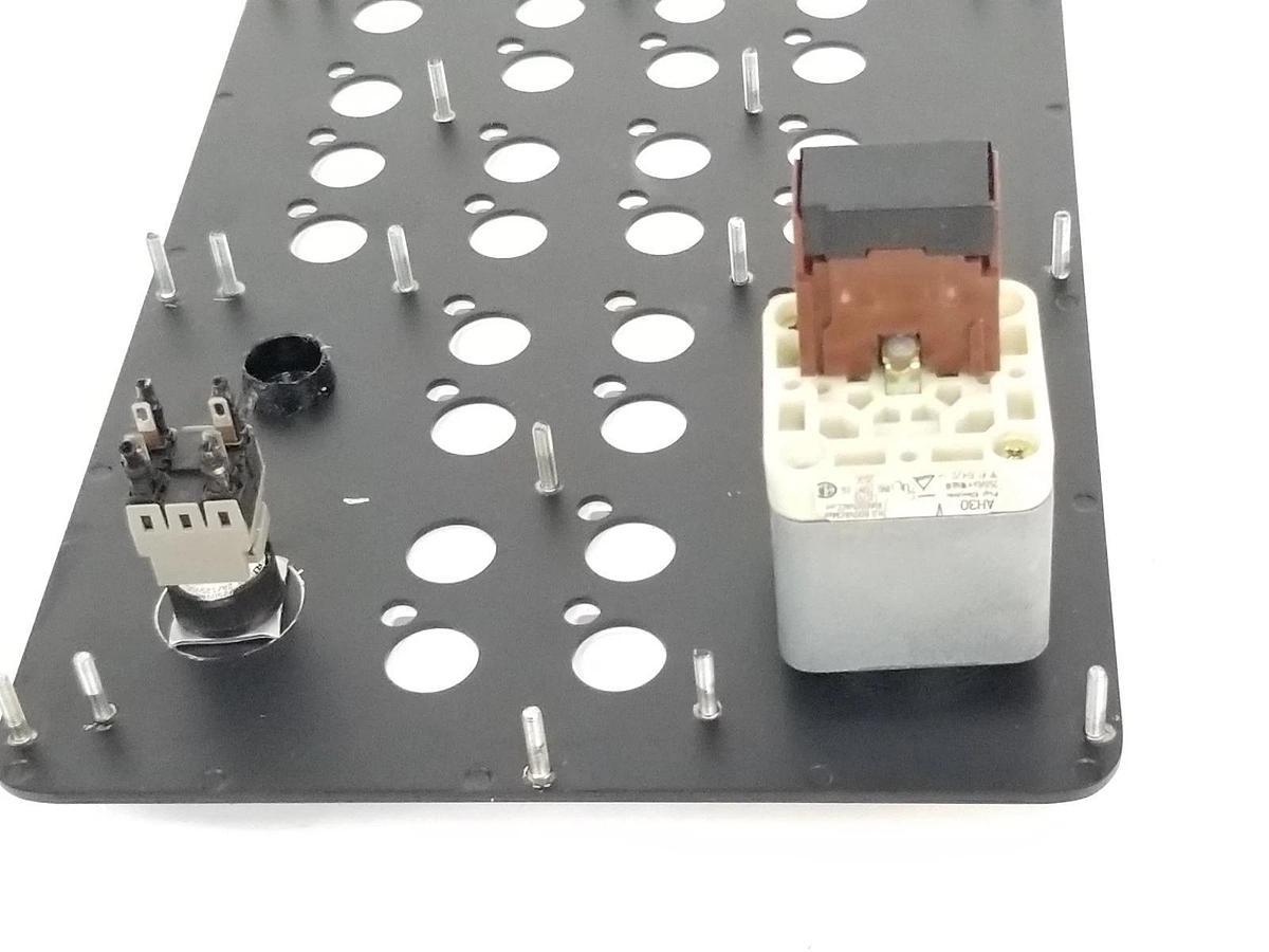 Used FUJI ELECTRIC 8436331E KEYPAD CONTROLLER MEMBRANE ONLY W/ AH30-V , AH164-P3