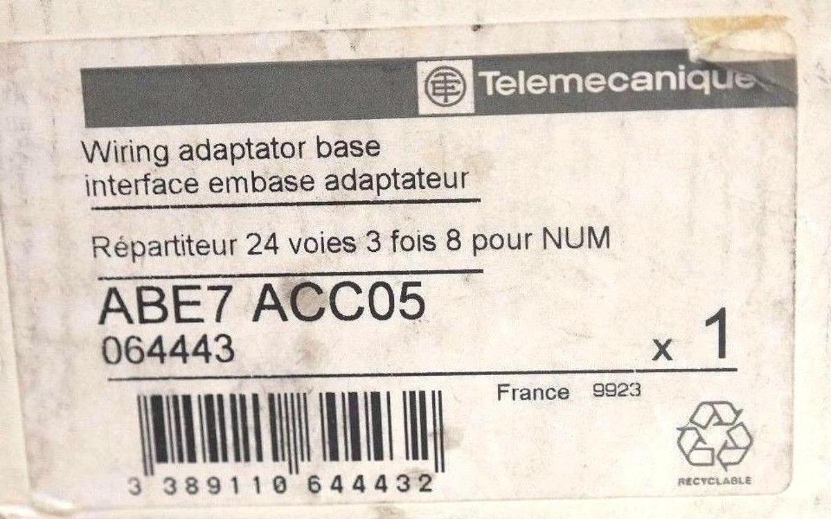 Used NIB TELEMECANIQUE ABE7ACC05 WIRING ADAPTATOR BASE ABE7-ACC05, 064443