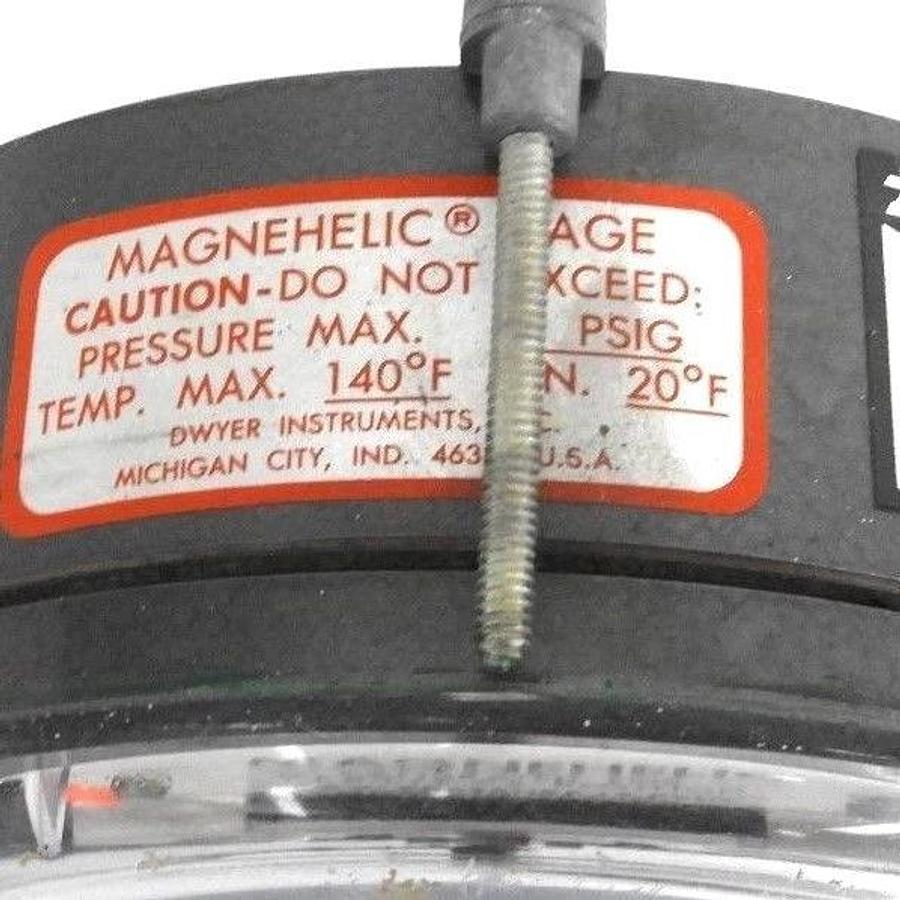 Used LOT OF 2 DWYER 12-167004-00 MAGNEHELIC PRESSURE GAUGES X 100 CFM, 1216700400
