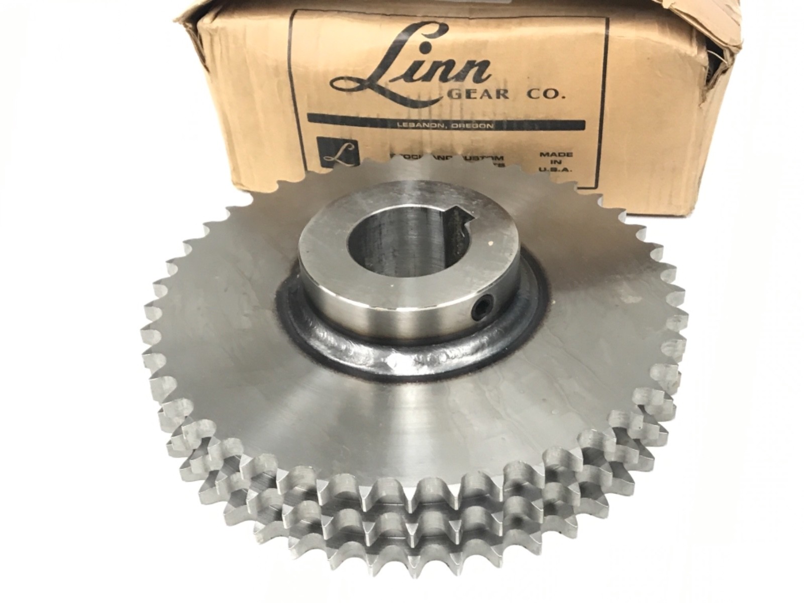Used NEW LINN GEAR CO. 60L45 TRIPLE STRAND SPROCKET #60 CHAIN 45 TEETH 2-1/2" BORE