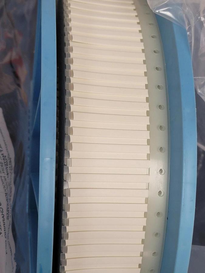 NEW ROLL OF 5000 RAYCHEM NTMS-1/8-1.75-9 SHRINKABLE MARKERS NTMS181759 WHITE