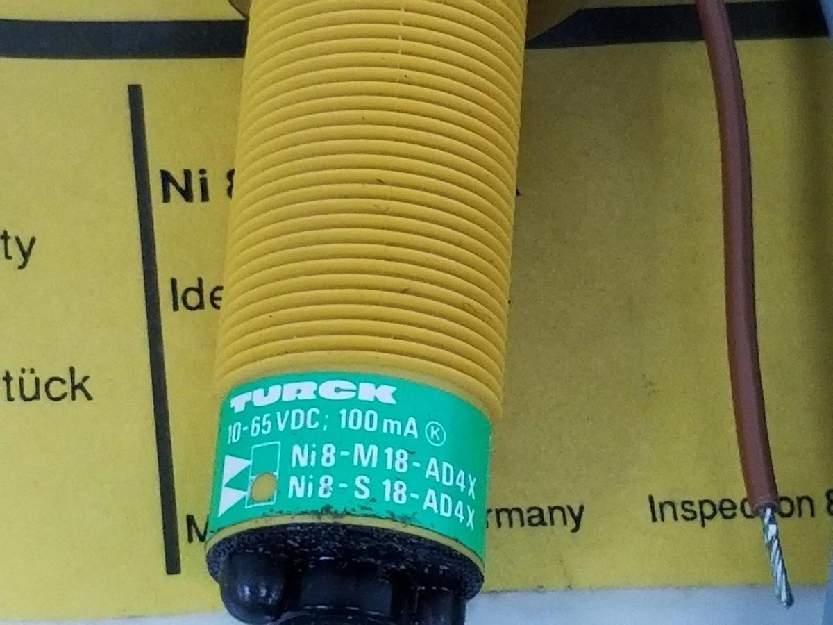 Used NEW TURCK NI8-S18-AD4X PLASTIC BARREL WITH CABLE IDENT. NO. 44562
