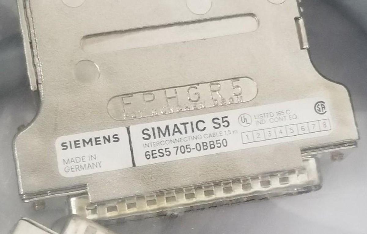 NIB SIEMENS 6ES5 705-0BB50 INTERCONNECTING CABLE 1.5M 6ES57050BB50