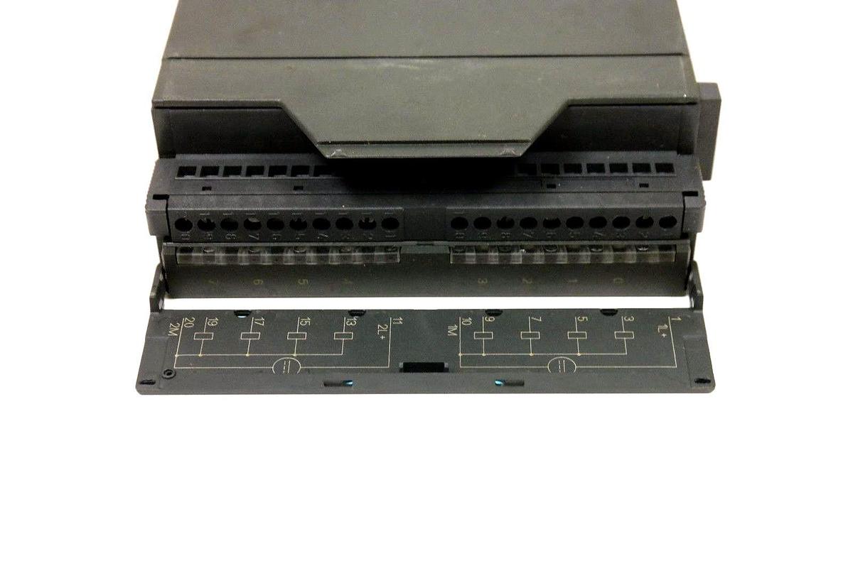 Used LOT OF 3 SIEMENS 6ES7 322-1BF01-0AA0 DIGITAL OUTPUT MODULE 6ES73221BF010AA0