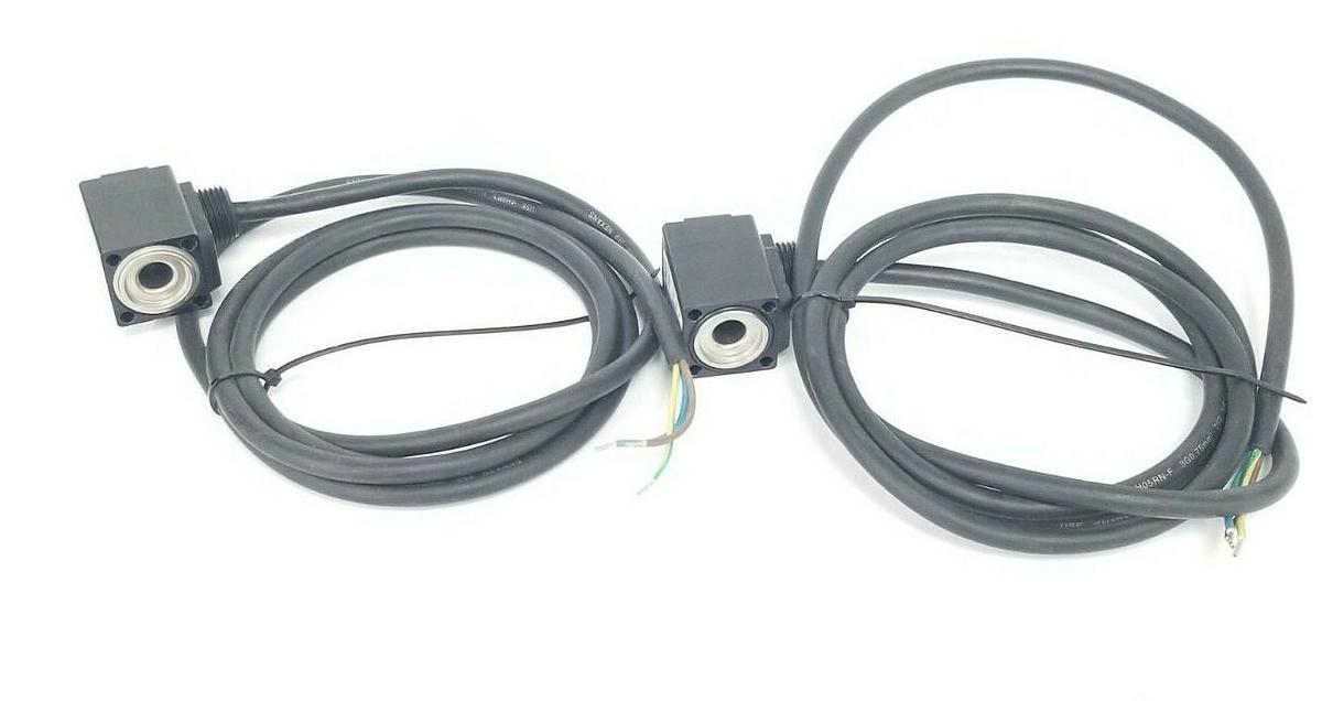 Used LOT OF 2 BURKERT 00120617 SOLENOID VALVE CONTROL HEADS 0211 A 00,0 NBR MS, 8W, 2