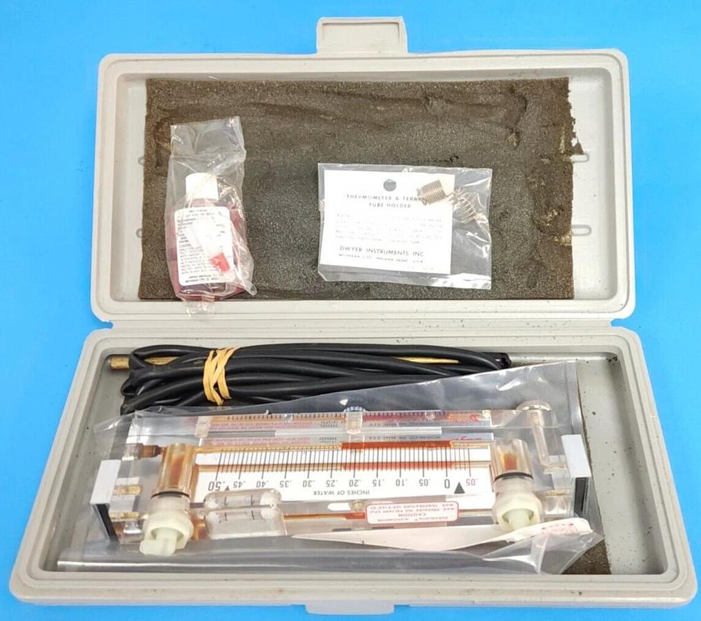 Used NEW DWYER INSTRUMENTS 101 SOLID PLASTIC PORTABLE GAGE