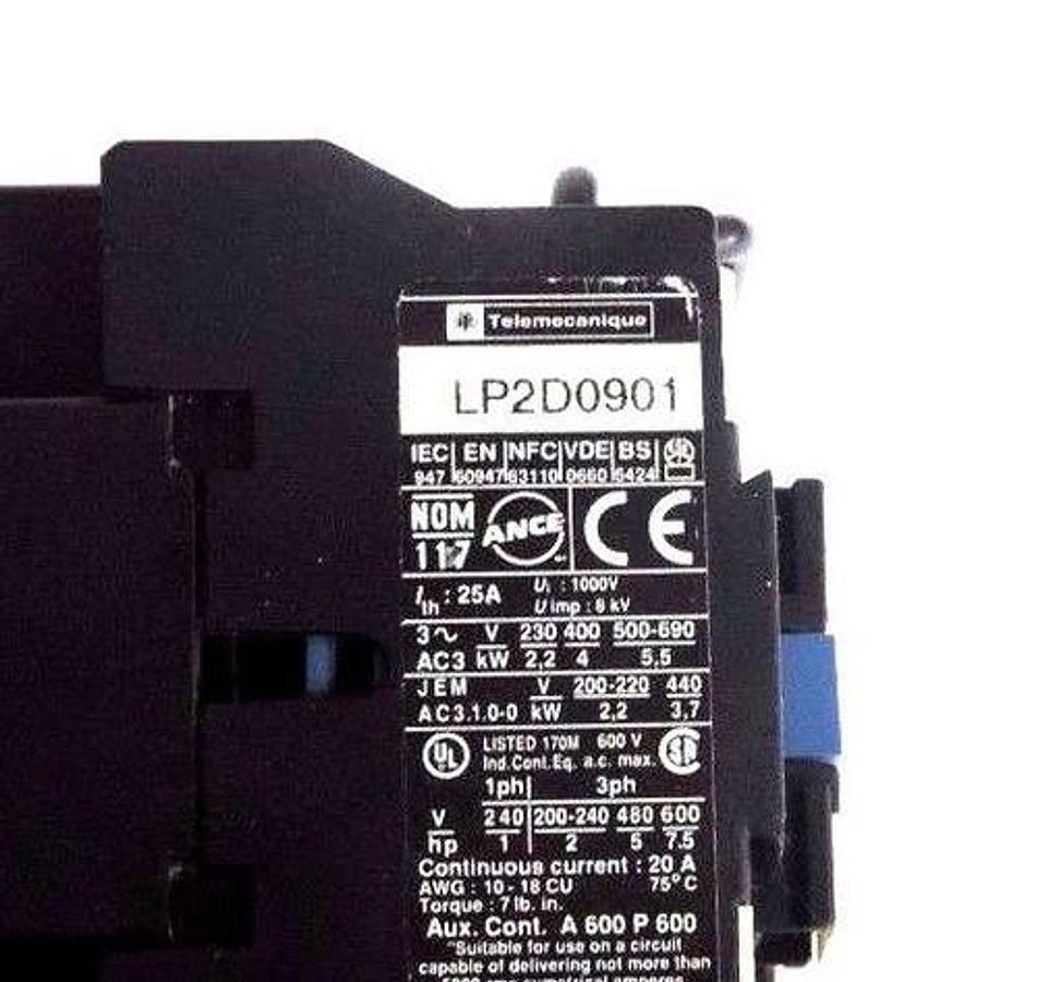 Used TELEMECANIQUE LP2D0901 REVERSING CONTACTOR W/ LR2D1301 OVERLOAD RELAY