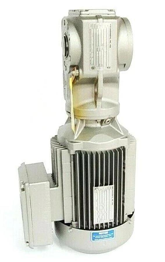 SEW-EURODRIVE DFT100L2 5HP 3370RPM MOTOR W/ KAZ37-DT100L2 GEARBOX KAZ37D5100L2