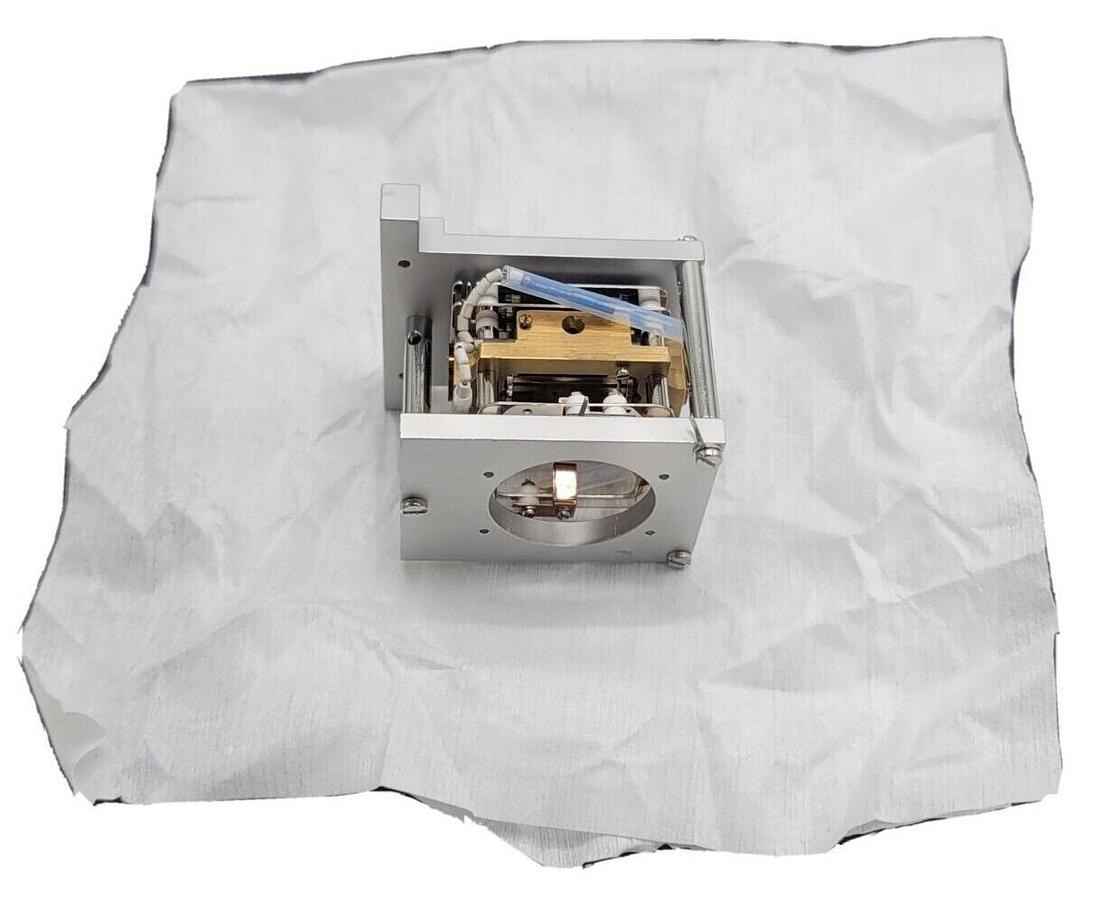 Used NEW PERKIN ELMER E6400206CC1SJ OUTER ION SOURCE AND OPTICS E6400206