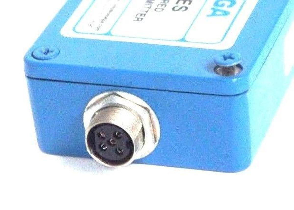Used OMEGA OS100 SERIES INDUSTRIAL INFRARED TEMPERATURE TRANSMITTER USED