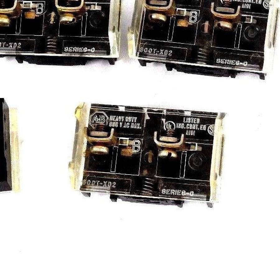 Used LOT OF 5 ALLEN BRADLEY 800T-XD2 CONTACT BLOCKS 800TXD2, SER. C