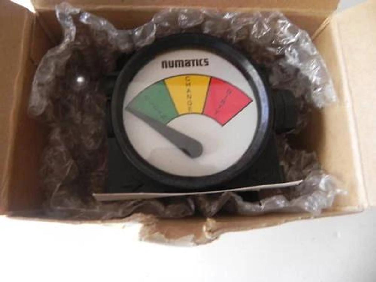 Used NIB NUMATICS GD010 DIFFERENTIAL PRESSURE GAUGE